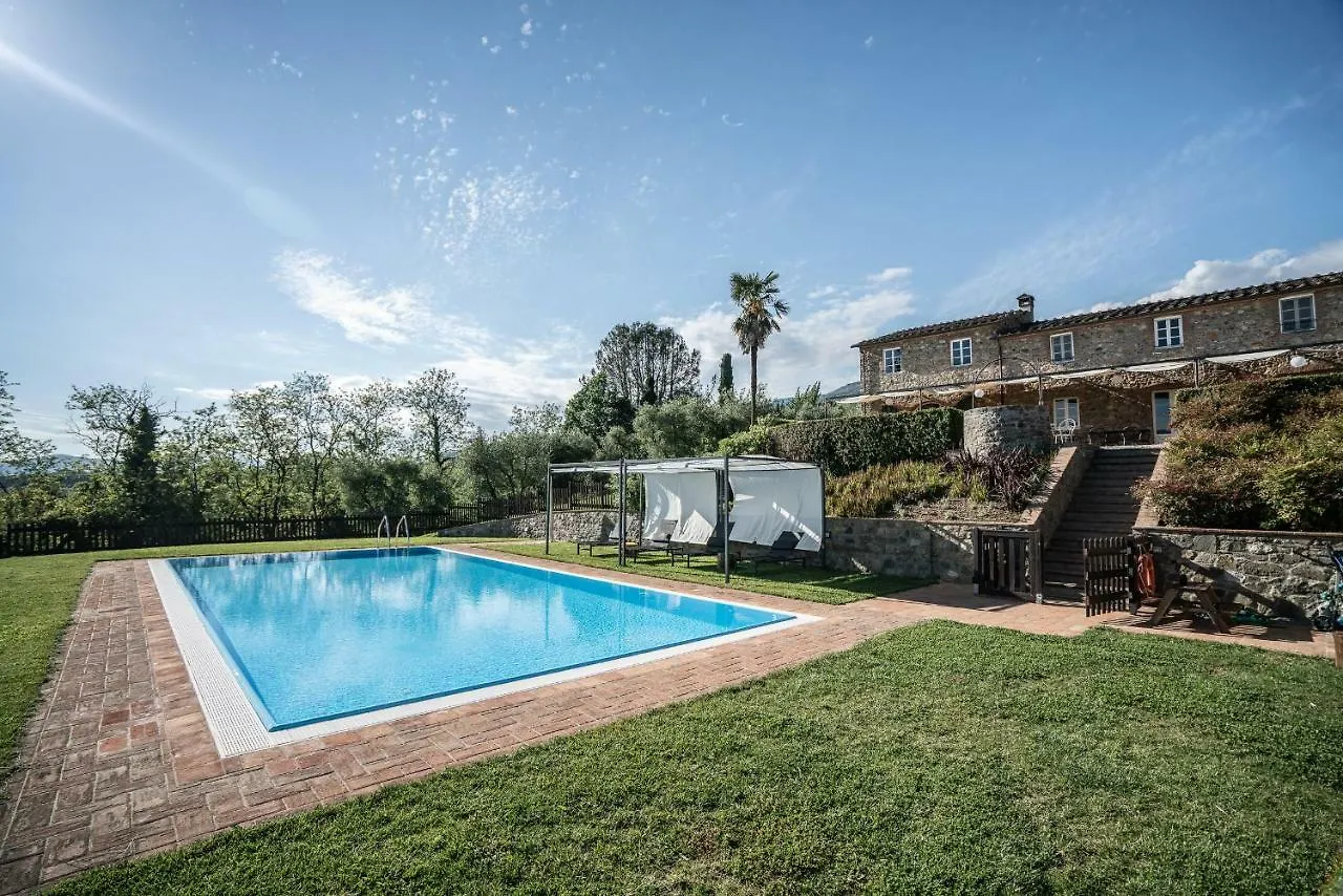 Appartamento Con Vista Panoramica E Piscina Capannori Italy